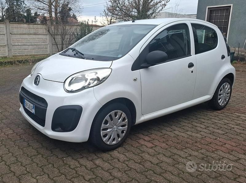 Second-hand Citroën C1 Attraction 68 CP (50 kW) 2013 Alb Hatchback