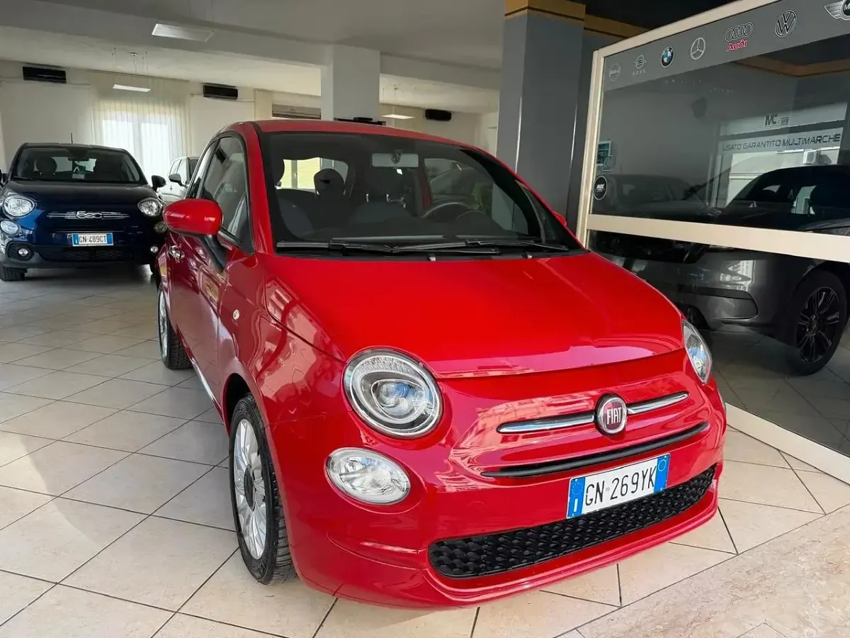 Usata Fiat 500 Dolcevita 69 CV (50 kW) 2023 Rosso Berlina