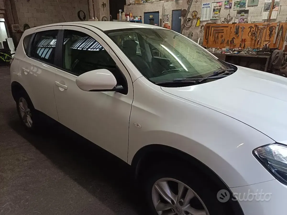 Usata Nissan Qashqai 2011 Bianco SUV