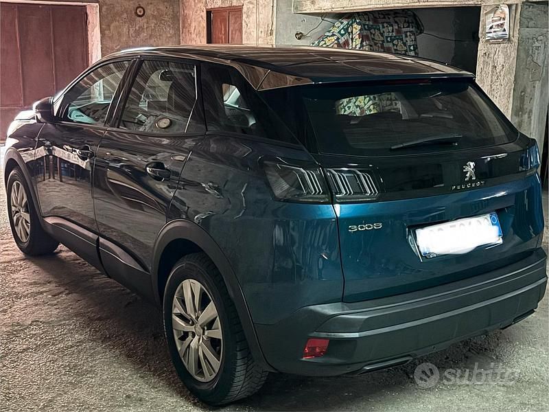 Usata Peugeot 3008 Business-Line 131 CV (96 kW) 2021 SUV