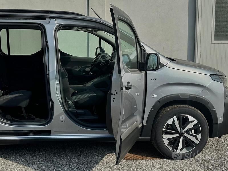 Nuova Peugeot Rifter GT 2025 Grigio Monovolume