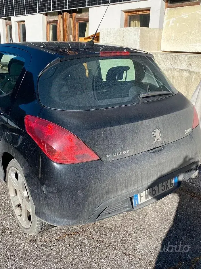 Usata Peugeot 308 109 CV (80 kW) 2007 Nero Utilitaria