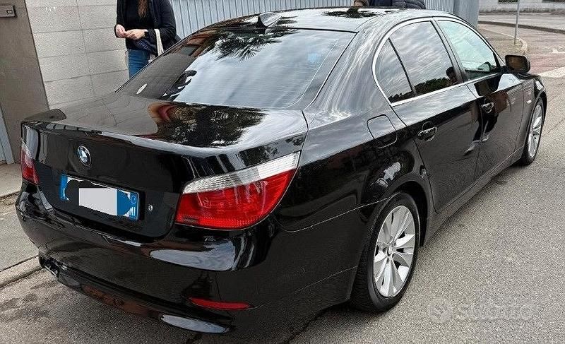 Usata BMW 525 177 CV (130 kW) 2004 Nero Berlina