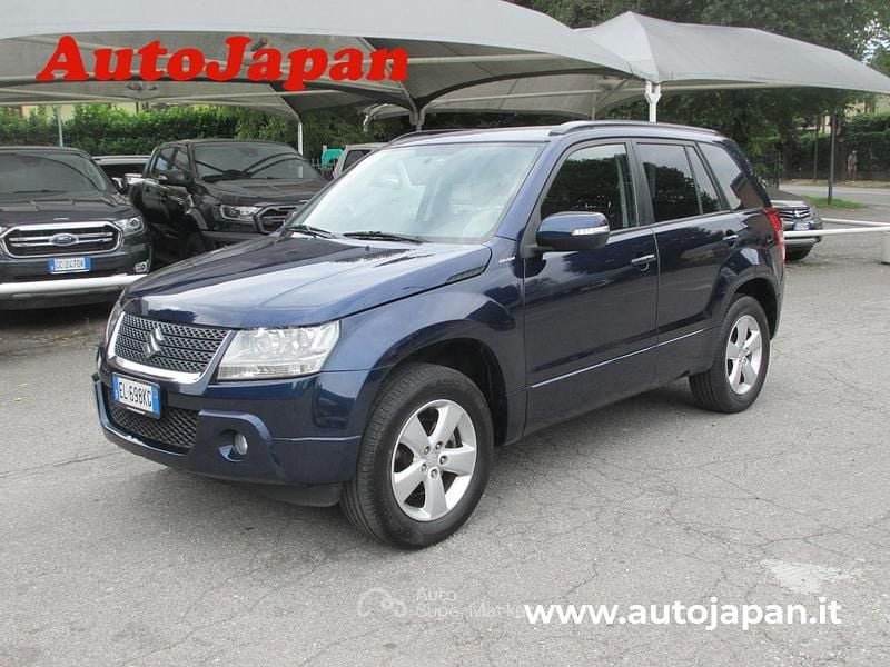 Blu metallizzato Usata 2012 Suzuki Grand Vitara SUV | 13.800 € (Buon prezzo) - Immagine 1/4