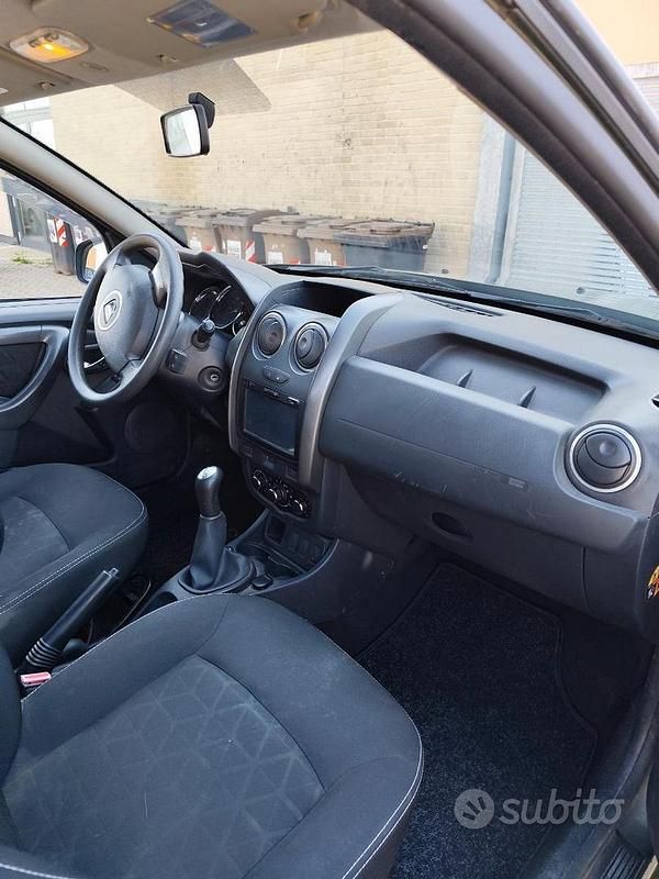 Usata Dacia Duster 2014 Verde SUV