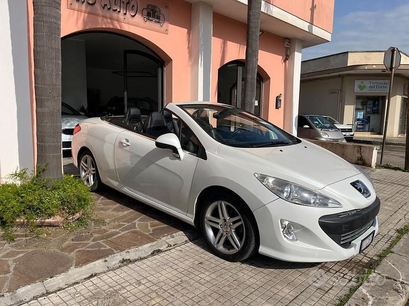 Gebraucht Peugeot 308 CC 136 PS (100 kW) 2010 Weiß Cabrio