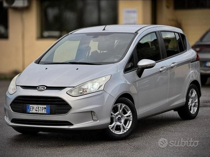 Begagnad Ford B-MAX Titanium 100 HK (73 kW) 2013 Grå Minibuss