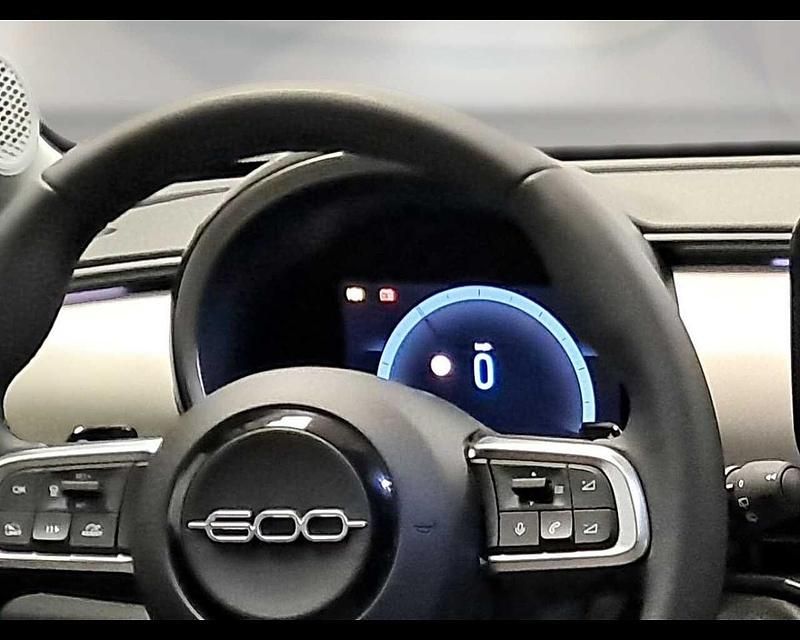 Usata Fiat 600 La Prima 110 CV (80 kW) 2025 Other SUV