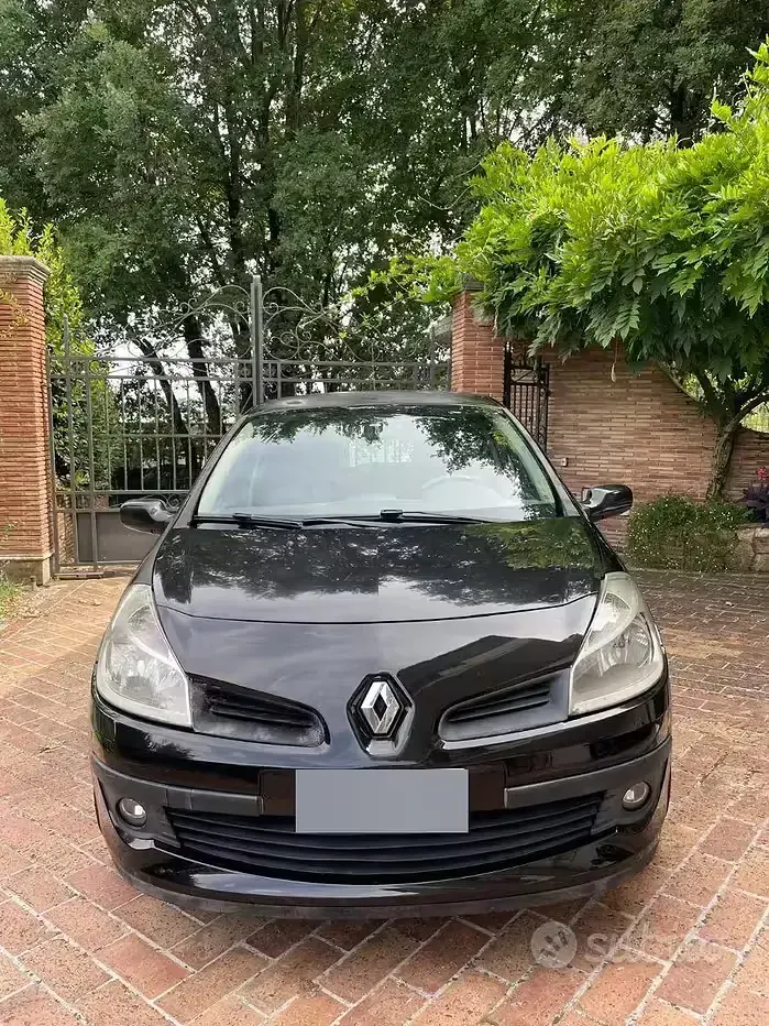 Usata Renault Clio III Rip Curl 75 CV (55 kW) 2007 Nero Berlina