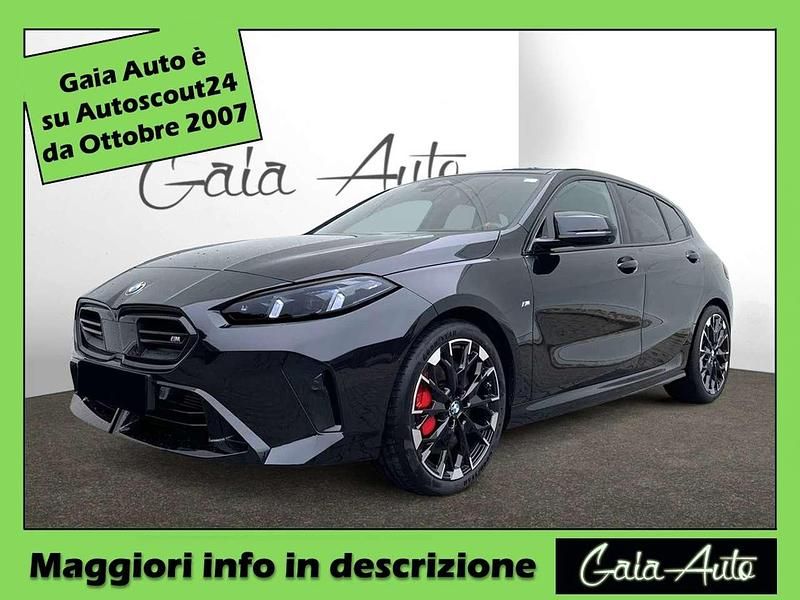Nero Usata 2024 BMW M135 M Sport Due volumi | 42.490 € (Molto cara) - Immagine 1/4
