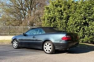 Begagnad Mercedes CLK430 279 HK (205 kW) 1999 Blå Cab