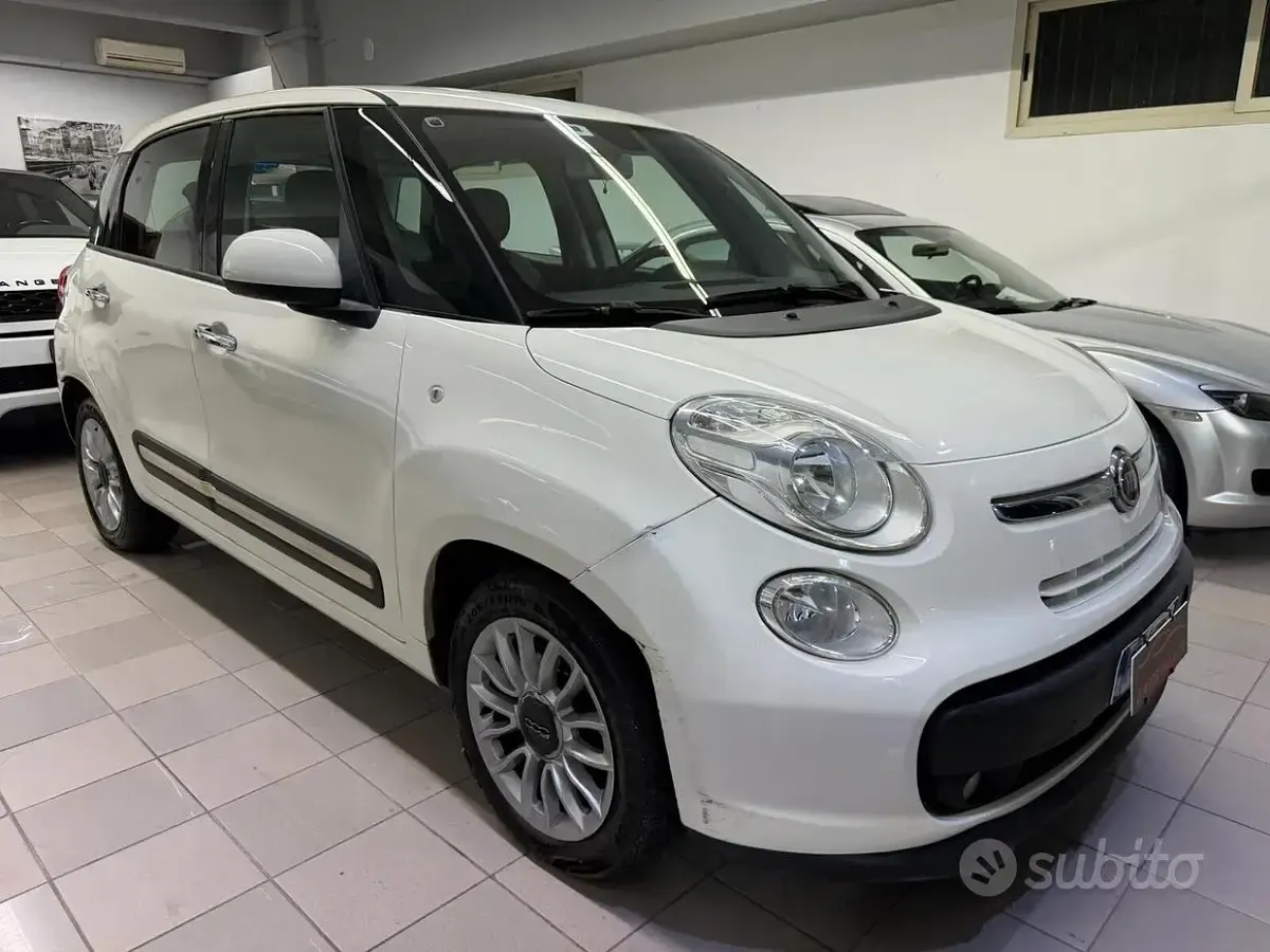 Usata Fiat 500L Lounge 95 CV (69 kW) 2016 Bianco Monovolume