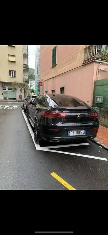 Usata Mercedes GLC300 Premium Plus 245 CV (180 kW) 2019 Nero SUV
