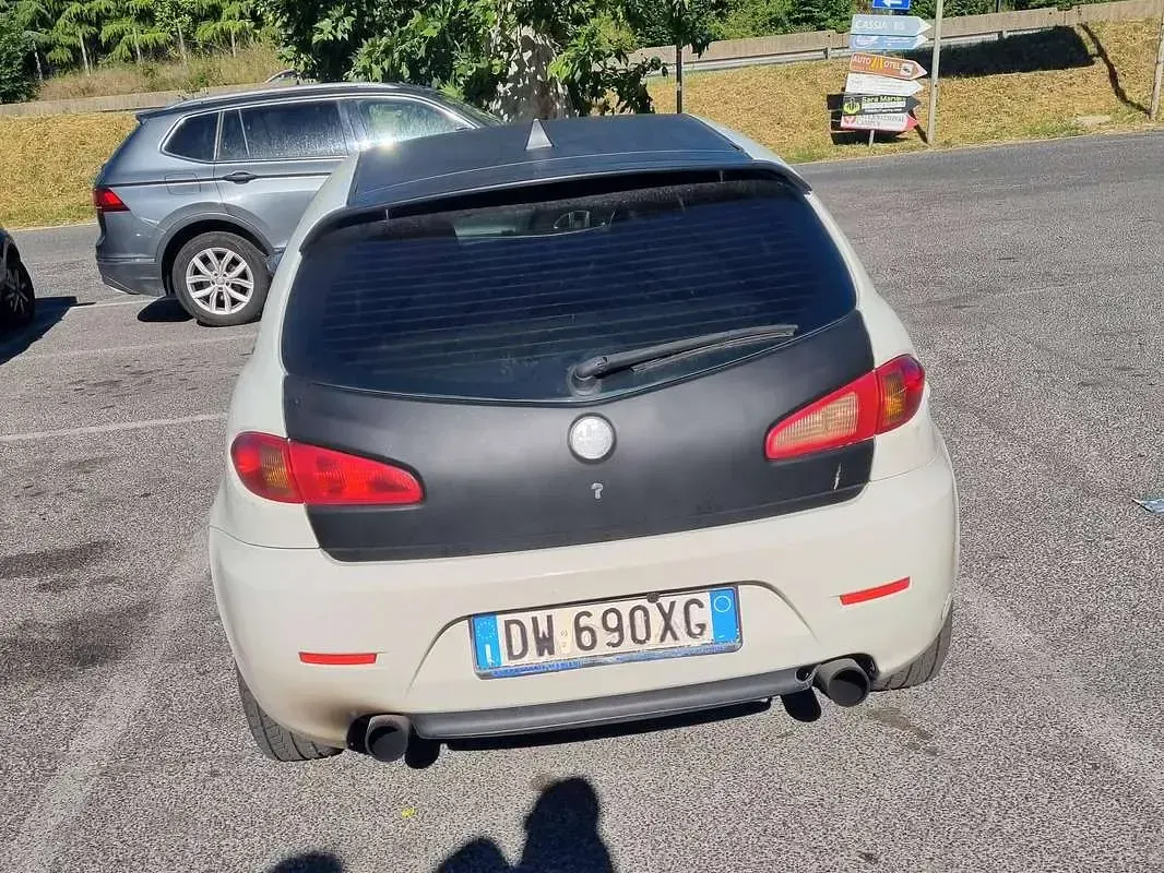 Usata Alfa Romeo 147 105 CV (77 kW) 2009 Utilitaria