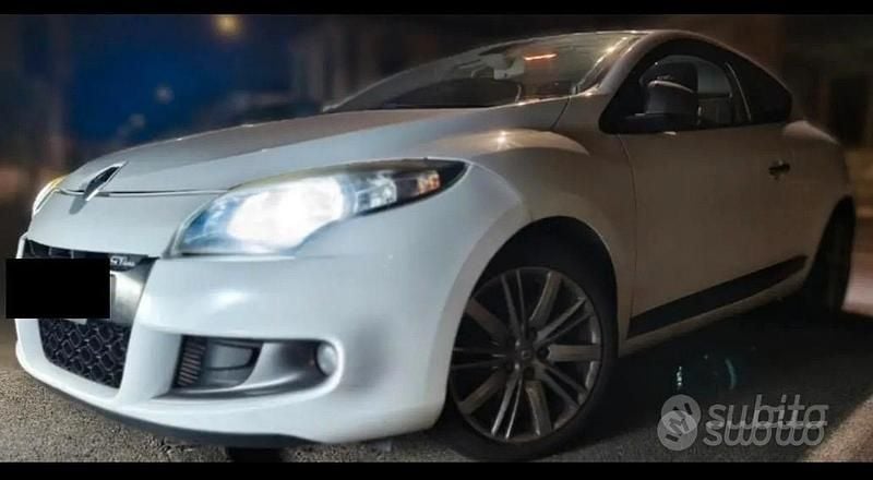 Usata Renault Mégane Coupé 110 CV (80 kW) 2012 Bianco Coupé