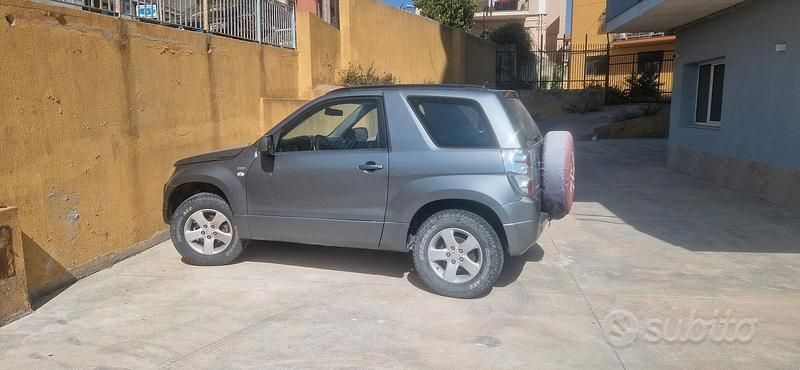 Usata Suzuki Grand Vitara 2009 Grigio SUV