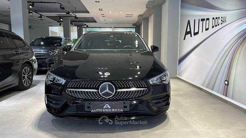 Usata Mercedes CLA200 Shooting Brake Premium 150 CV (110 kW) 2022 Nero Station wagon