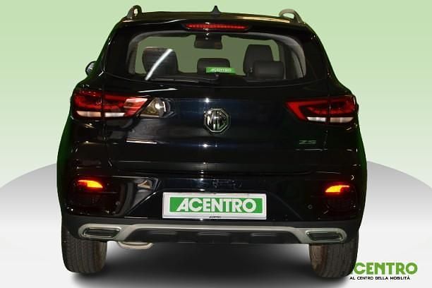 Usata MG ZS Luxury 106 CV (77 kW) 2024 Nero SUV
