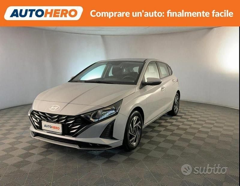 Usata Hyundai i20 101 CV (74 kW) 2024 Bianco Utilitaria