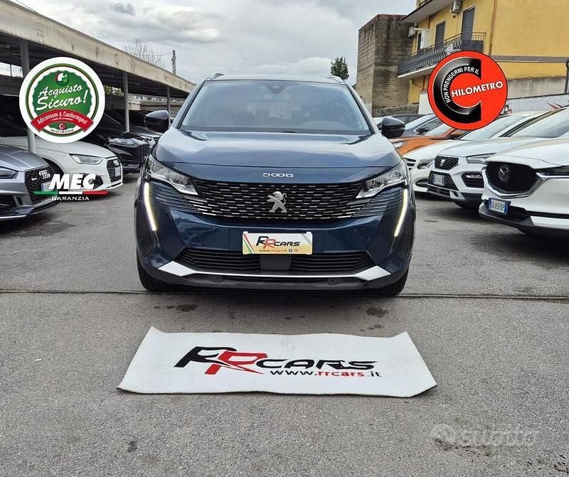 Usata Peugeot 5008 Allure 178 CV (130 kW) 2022 Blu SUV