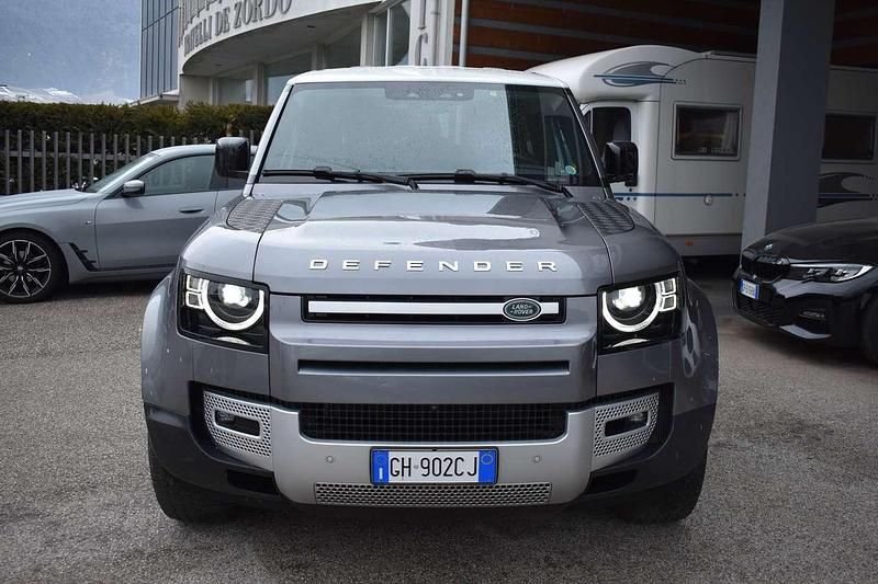 Usata Land Rover Defender SE 200 CV (147 kW) 2021 Grigio SUV