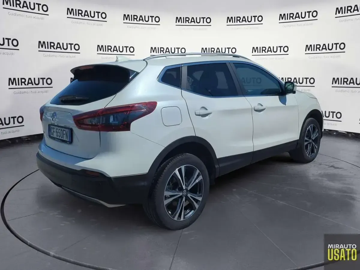 Gebraucht Nissan Qashqai N-Connecta 140 PS (102 kW) 2021 Weiß SUV