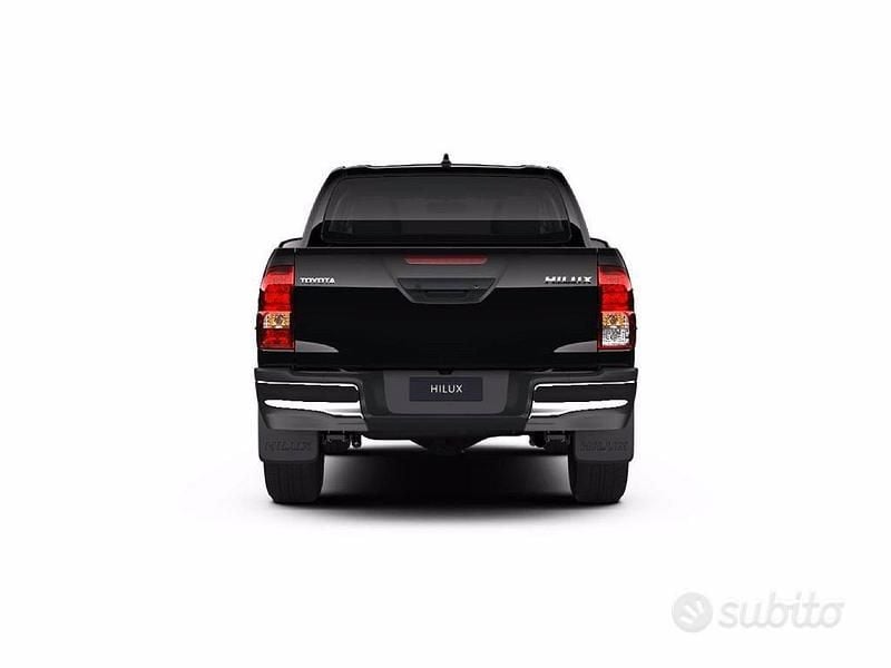 Nuova Toyota HiLux Lounge 150 CV (110 kW) 2025 Nero Pick-up
