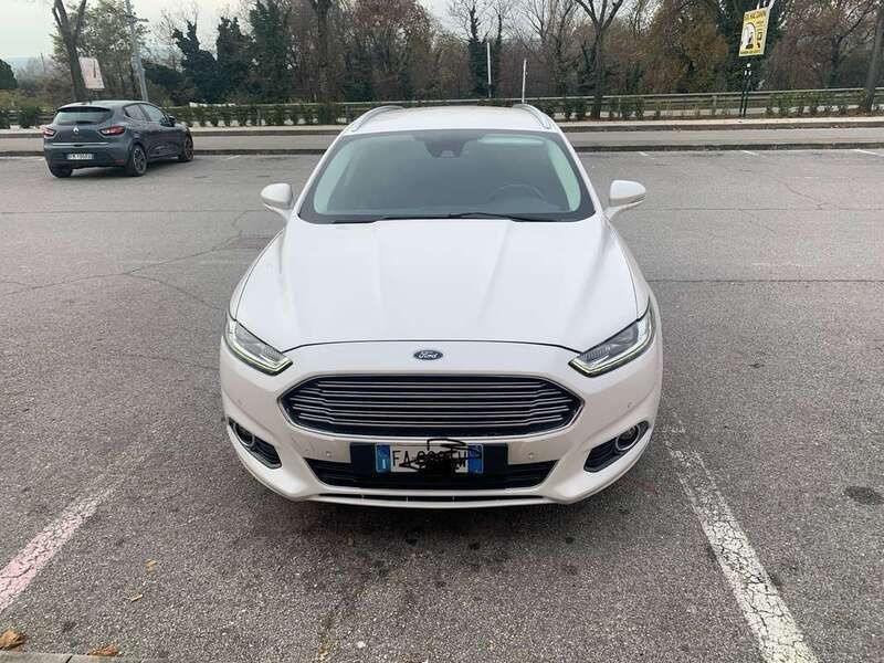 Bianco Usata 2015 Ford Mondeo Business Edition Station wagon | 8800 € (Buon prezzo) - Immagine 1/4