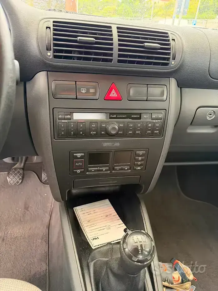 Usata Audi A3 125 CV (91 kW) 1999 Bluazzurro Utilitaria
