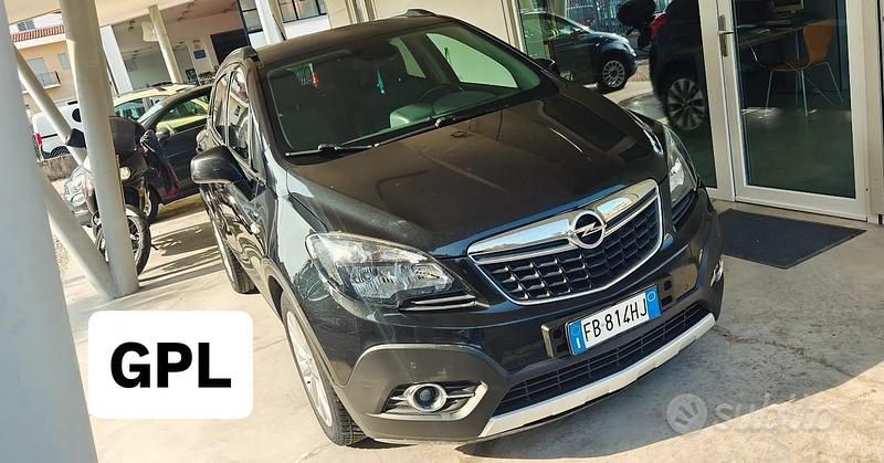 Usata Opel Mokka Cosmo 140 CV (102 kW) 2016 Nero SUV