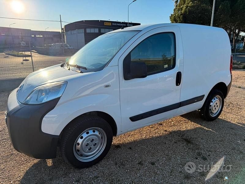 Usata Citroën Nemo 70 CV (51 kW) 2010 Bianco Monovolume