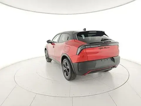 Nuova Alfa Romeo GT Junior Edizione Speciale 145 CV (106 kW) 2026 Rosso SUV