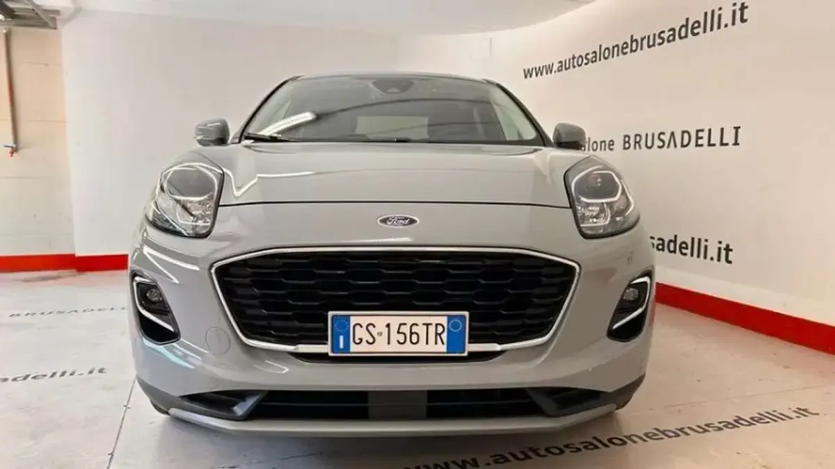 Usata Ford Puma Titanium X 124 CV (91 kW) 2023 Grey matter pastello speciale SUV