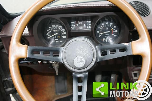Usata Alfa Romeo Alfasud 68 CV (50 kW) 1981 Marrone Berlina
