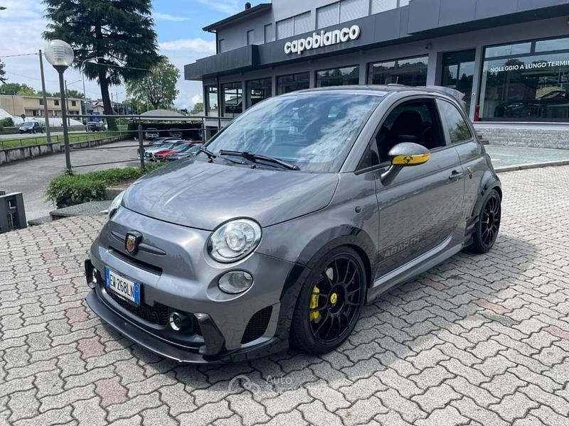 Gray Usata 2014 Abarth 595 Competizione Tre volumi | 14.400 € (Cara) - Immagine 1/4