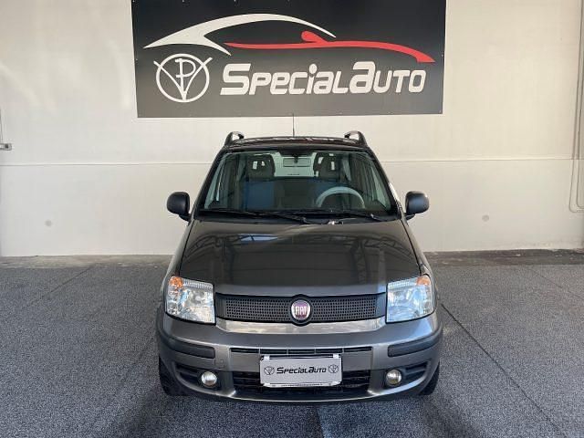 Usata Fiat Panda 77 CV (56 kW) 2012 Grigio scuro Utilitaria