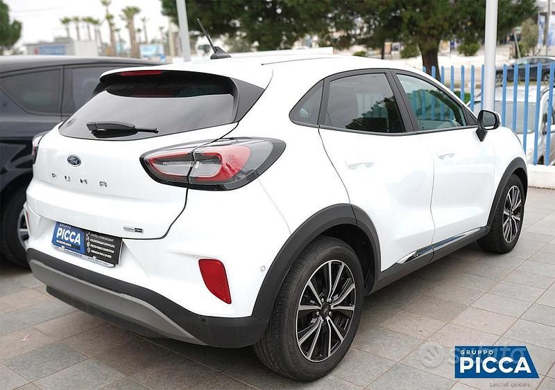 Second-hand Ford Puma Titanium 125 CP (91 kW) 2022 Alb SUV