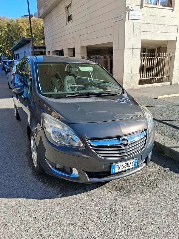 Usata Opel Meriva 120 CV (88 kW) 2014 Grigio Monovolume