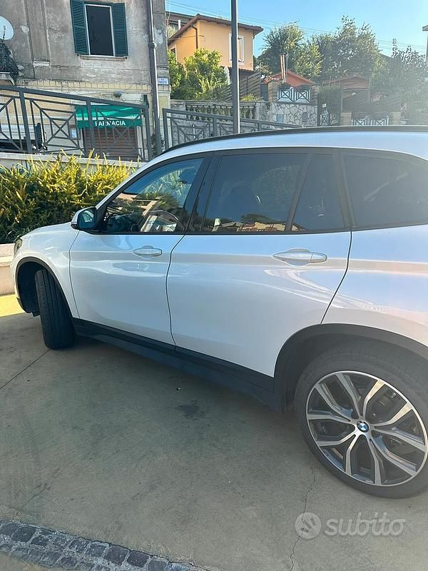 Usata BMW X1 Advantage 150 CV (110 kW) 2019 Bianco SUV