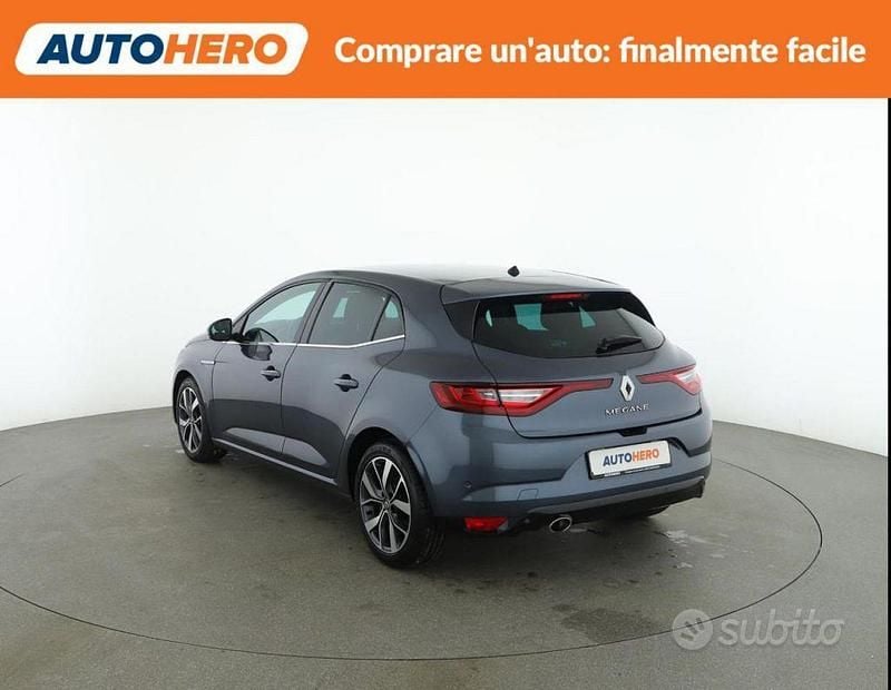 Usata Renault Mégane IV Bose Edition 110 CV (80 kW) 2017 Grigio Berlina