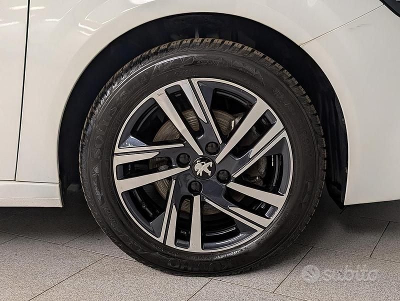 Usata Peugeot 208 Allure 101 CV (74 kW) 2023 Bianco Utilitaria