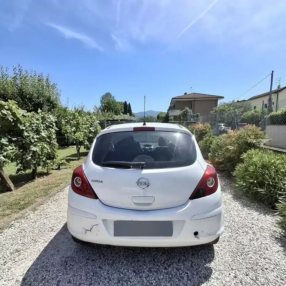 Usata Opel Corsa 85 CV (62 kW) 2013 Bianco Utilitaria