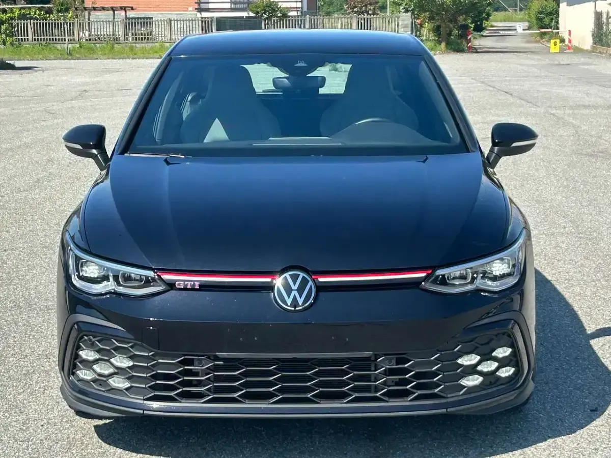 Usata VW Golf VIII GTI 245 CV (180 kW) 2023 Nero Berlina