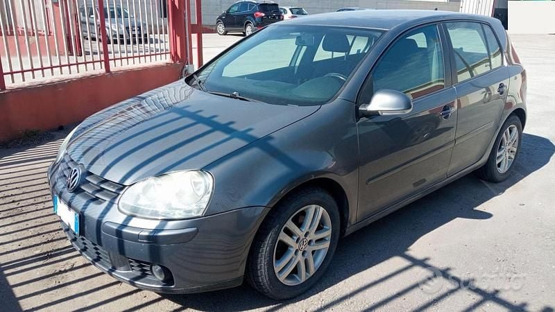 Usata VW Golf V 2007 Berlina