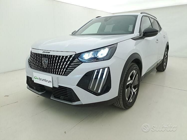 Usata Peugeot 2008 Allure 100 CV (73 kW) 2025 Bianco SUV