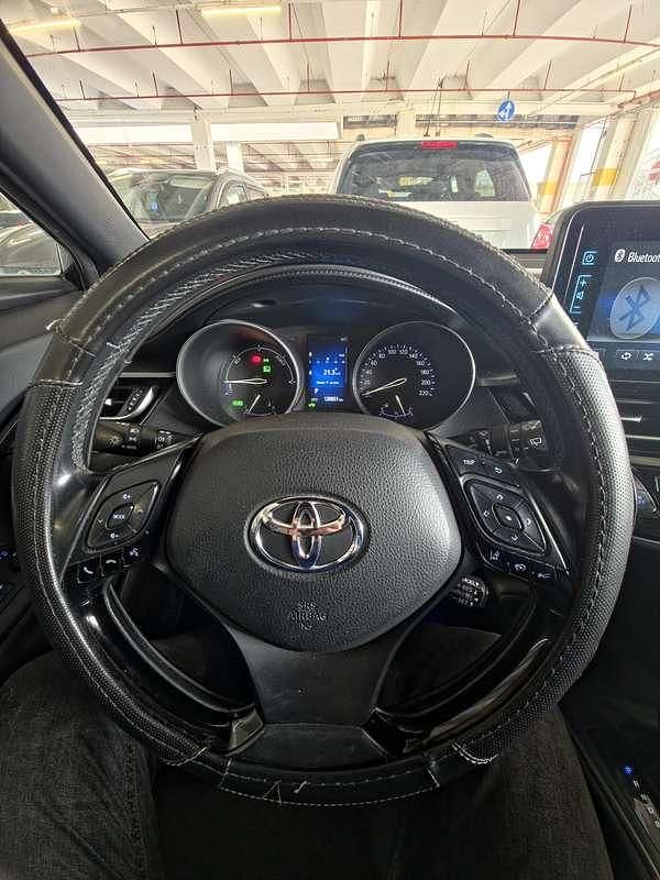 Usata Toyota C-HR Active 98 CV (72 kW) 2018 SUV