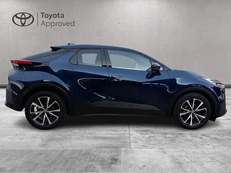 Usata Toyota C-HR Trend 2024 Verde SUV