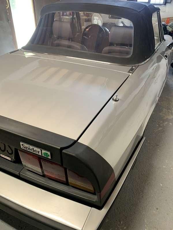 Usata Alfa Romeo Spider Quadrifoglio Verde 125 CV (91 kW) 1988 Cabrio