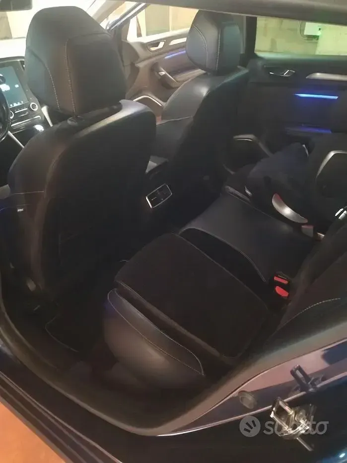 Usata Renault Mégane GrandTour Intens 110 CV (80 kW) 2017 Bluazzurro Station wagon