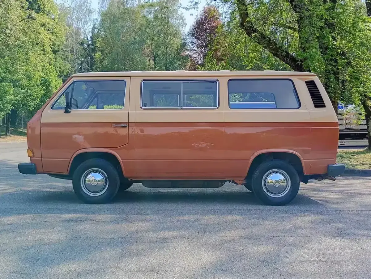 Usata VW T3 50 CV (36 kW) 1981 Marrone Furgone